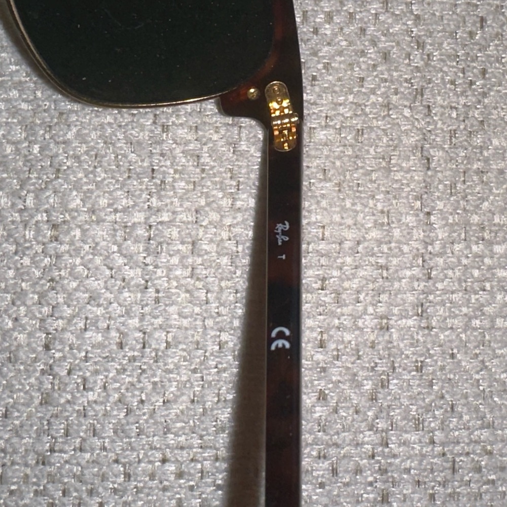 Ray-Ban sunglasses - Picture 4 of 4